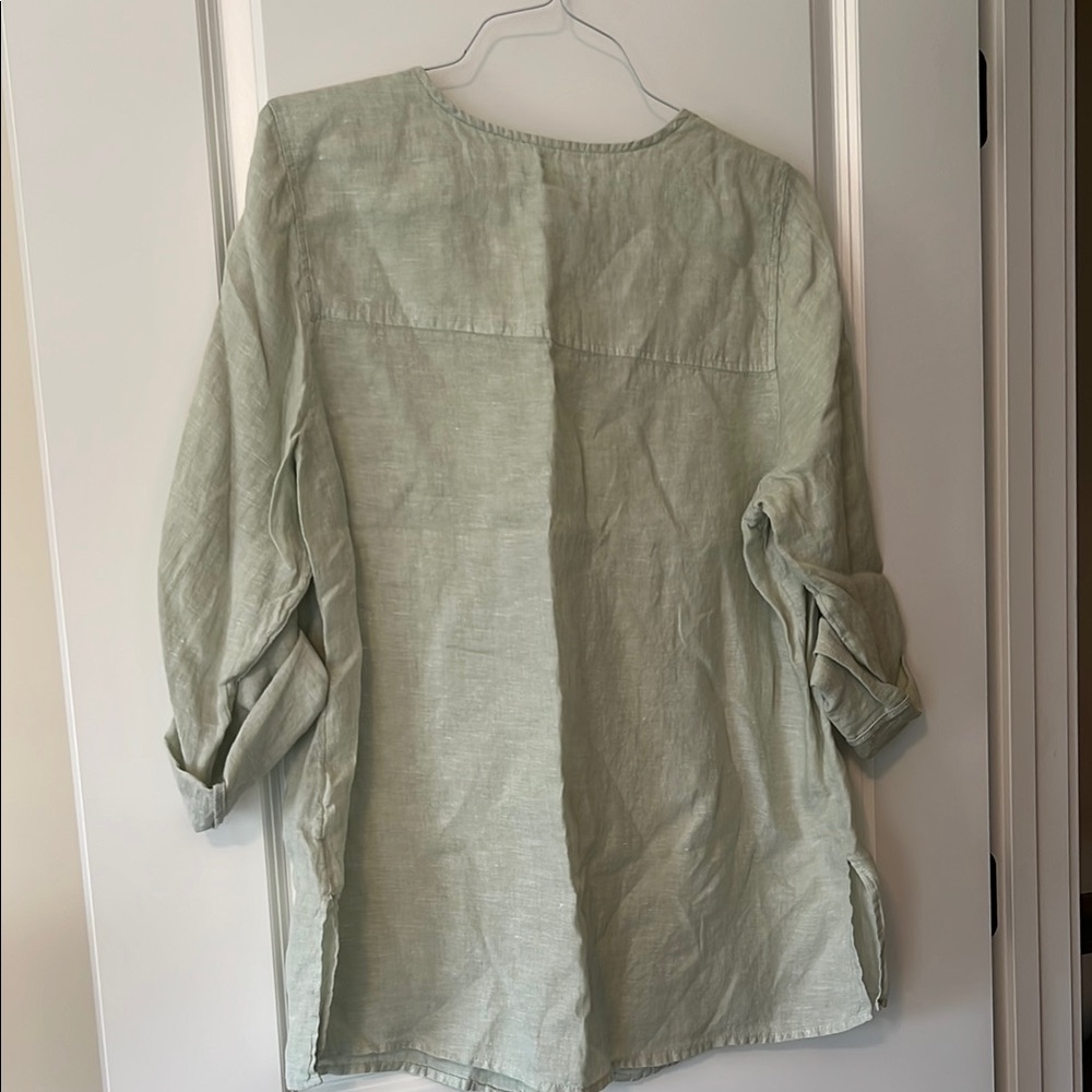 Tahari Light Green Button-Up Tunic - Picture 5 of 5